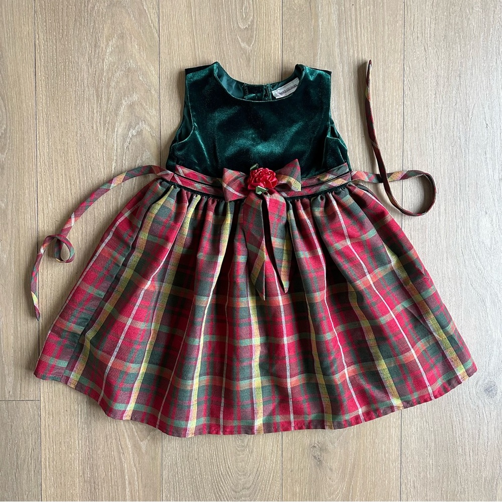Youngland Green and Red Holiday Dress